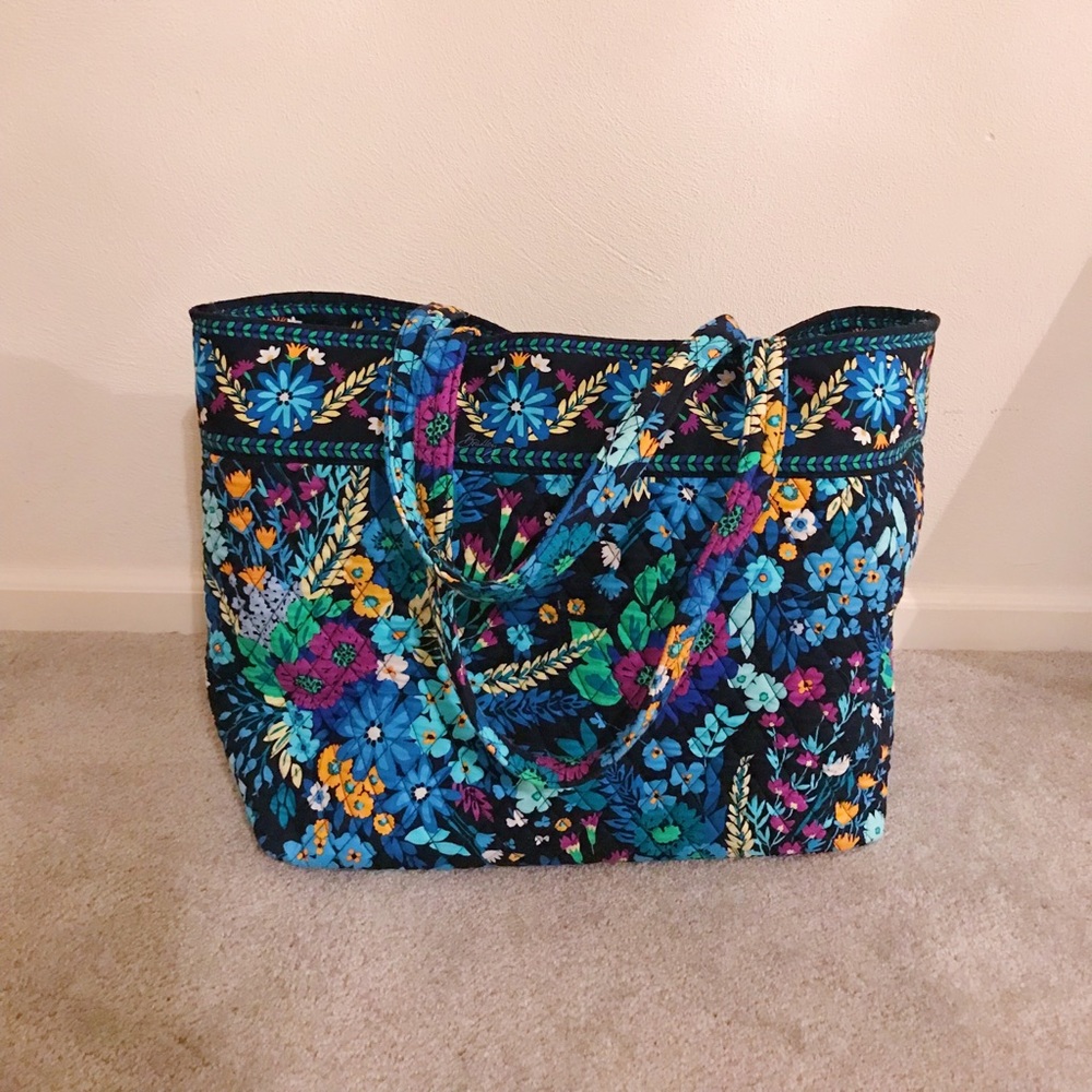 Vera Bradley Tote